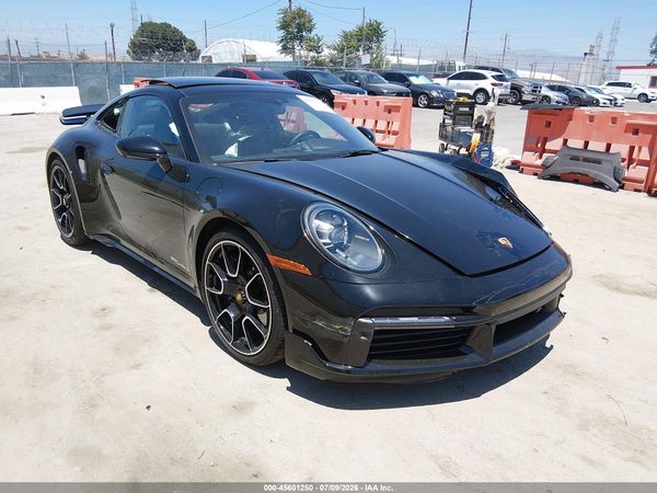 2025 PORSCHE 911