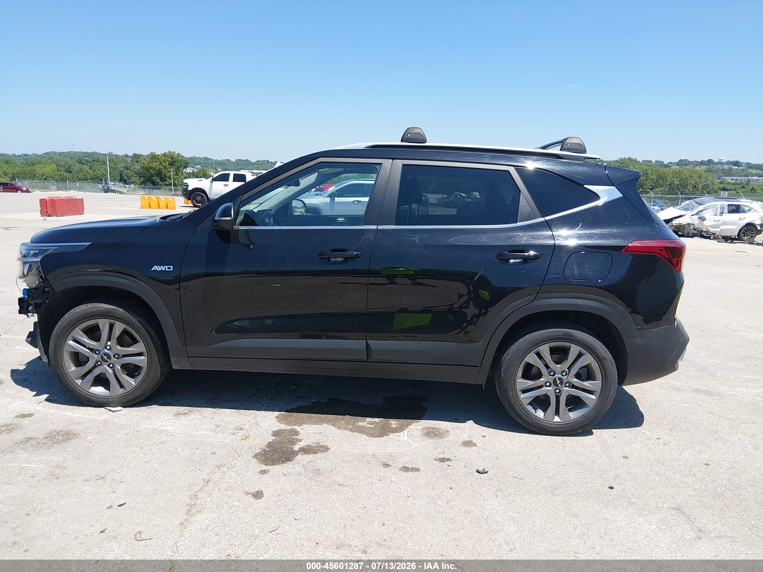 2022 KIA SELTOS S