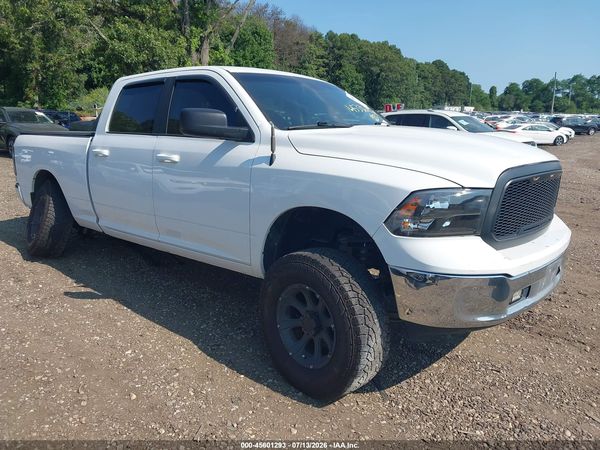 2019 RAM 1500 CLASSIC SLT  4X4 6'4 BOX