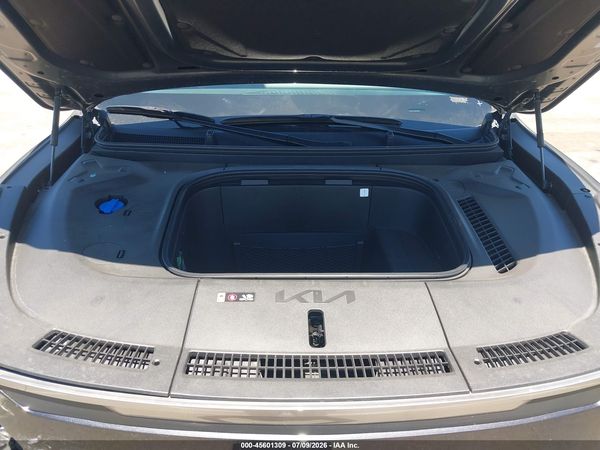 2026 KIA EV9 LIGHT LONG RANGE