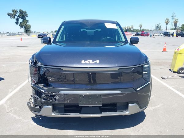 2026 KIA EV9 LIGHT LONG RANGE