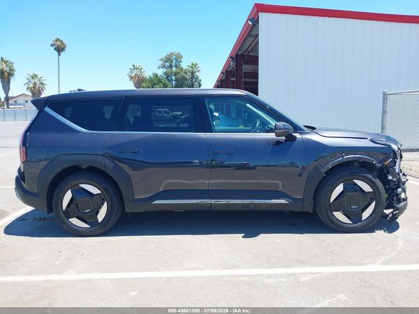 2026 KIA EV9 LIGHT LONG RANGE