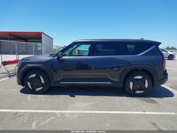 2026 KIA EV9 LIGHT LONG RANGE