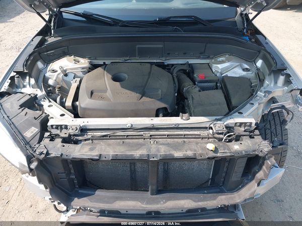 2018 VOLVO XC90 T6 MOMENTUM