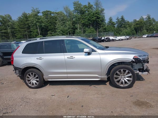2018 VOLVO XC90 T6 MOMENTUM