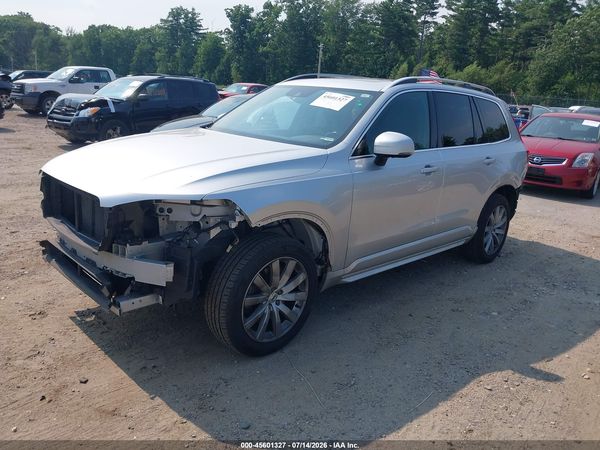 2018 VOLVO XC90 T6 MOMENTUM
