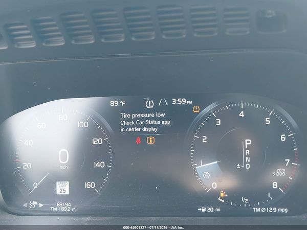 2018 VOLVO XC90 T6 MOMENTUM