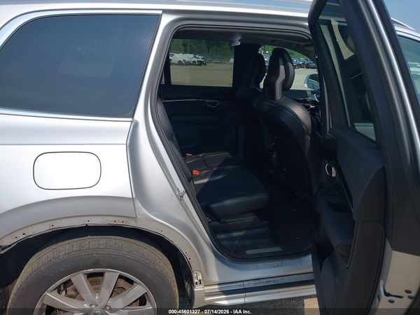 2018 VOLVO XC90 T6 MOMENTUM