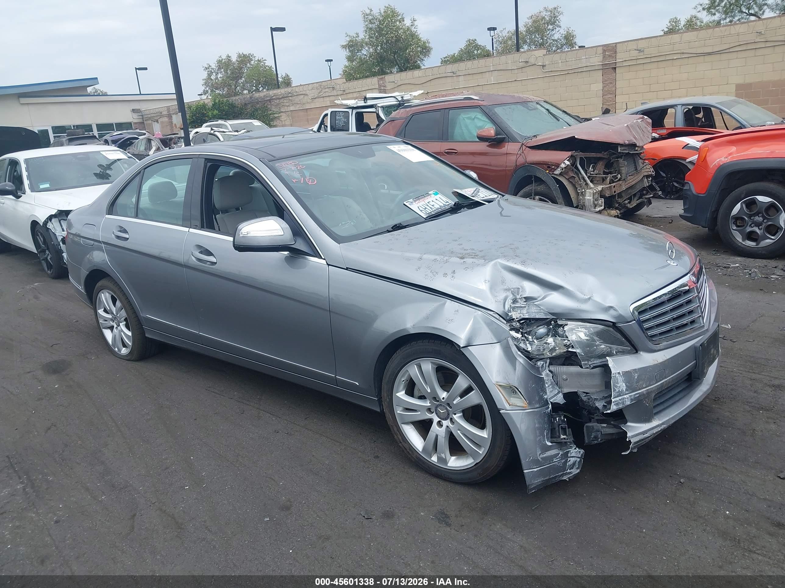 2009 MERCEDES-BENZ C 300 C300