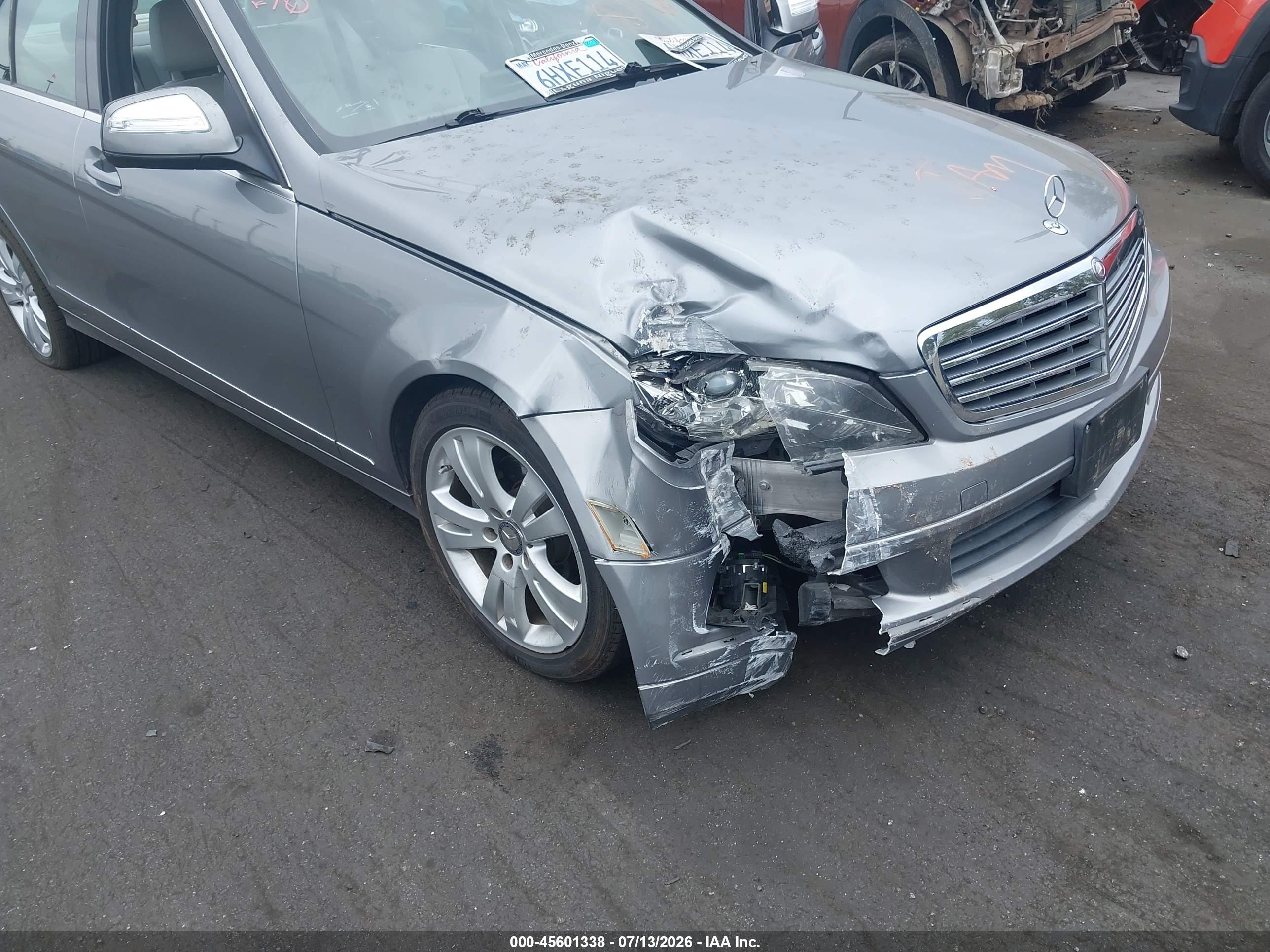 2009 MERCEDES-BENZ C 300 C300