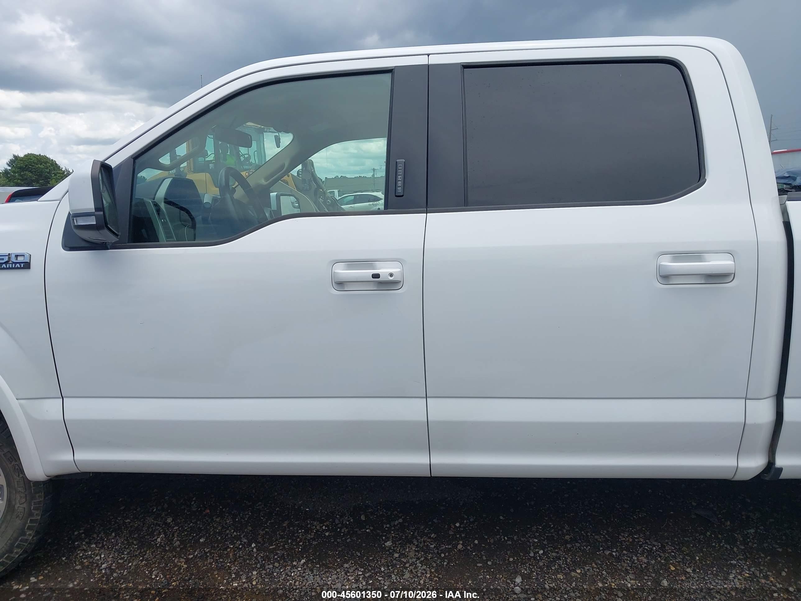 2018 FORD F-150 LARIAT