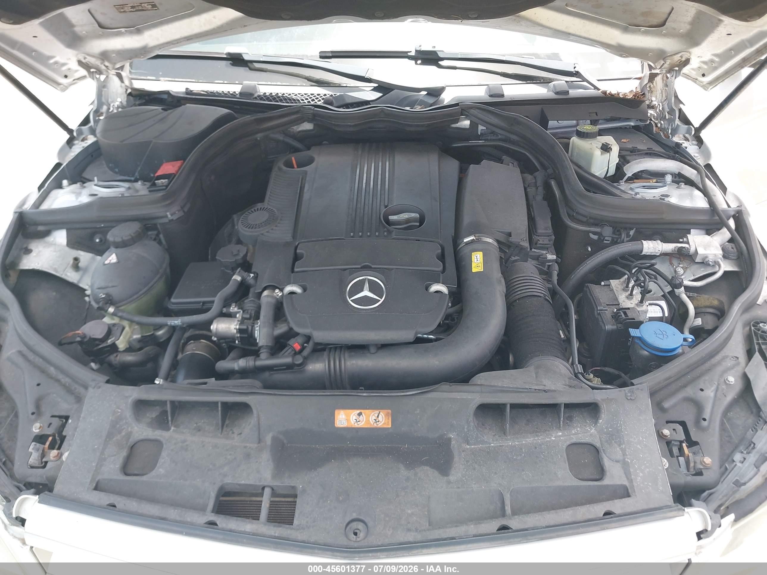 2013 MERCEDES-BENZ C 250 SPORT