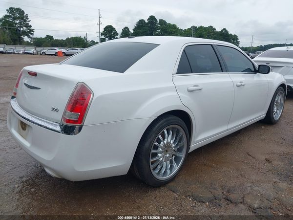 2014 CHRYSLER 300