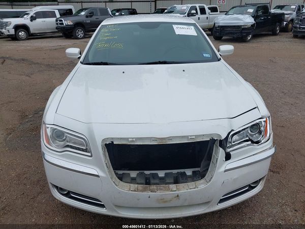 2014 CHRYSLER 300