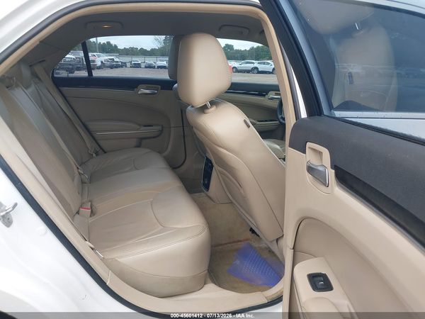 2014 CHRYSLER 300