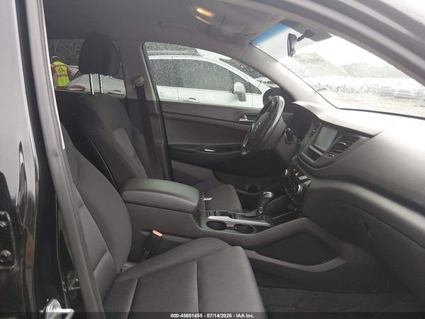 2017 HYUNDAI TUCSON SPORT
