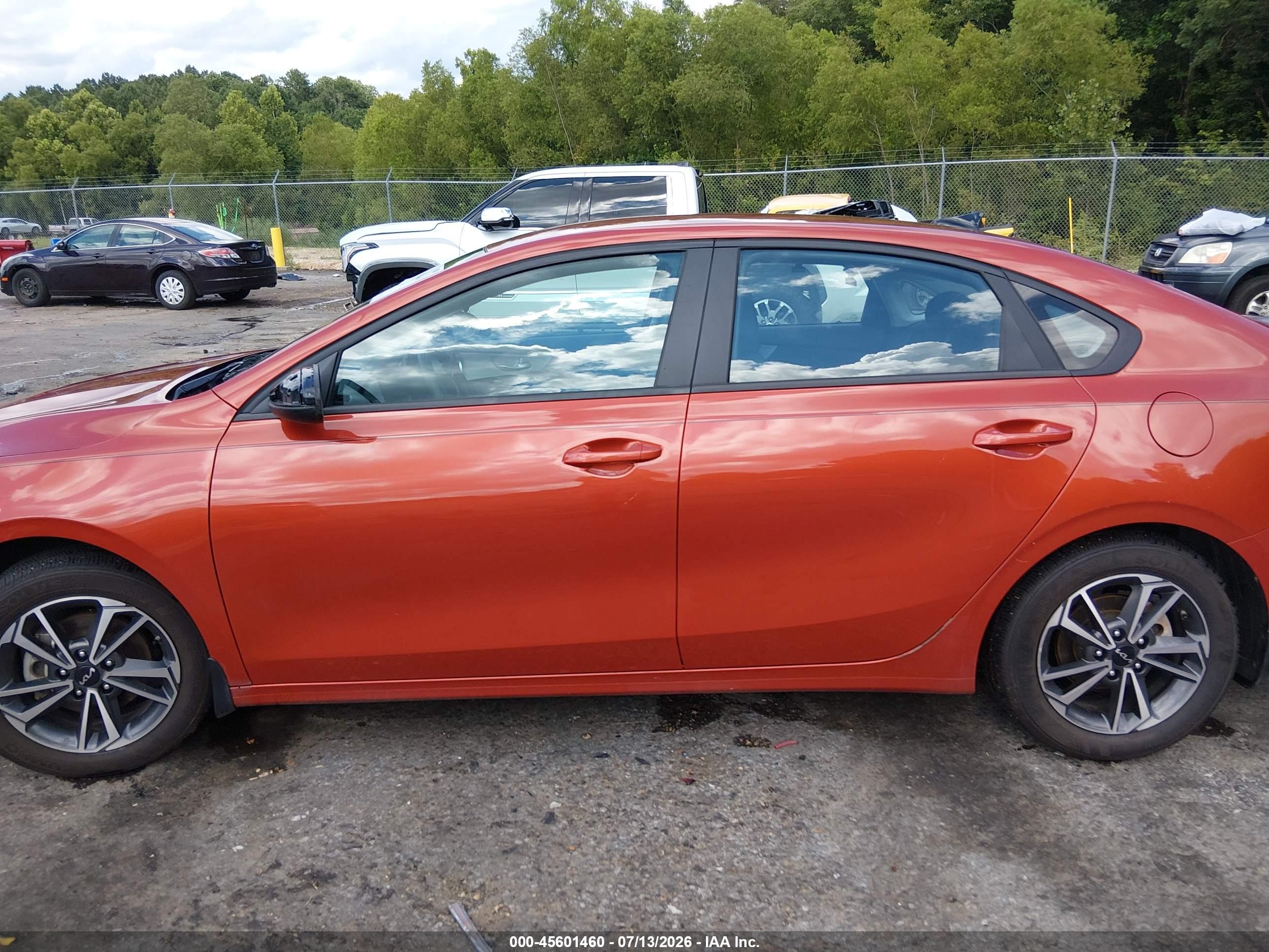 2023 KIA FORTE LXS