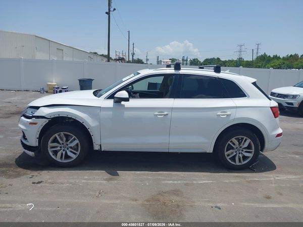 2020 AUDI Q5 quattro Premium