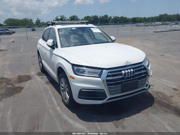 2020 AUDI Q5 quattro Premium