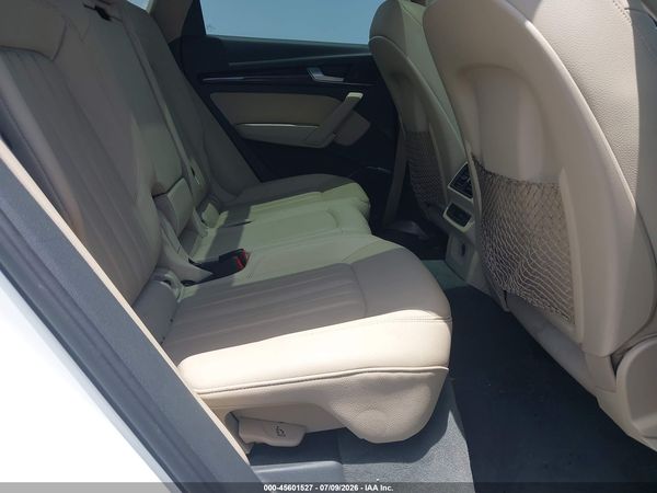 2020 AUDI Q5 quattro Premium