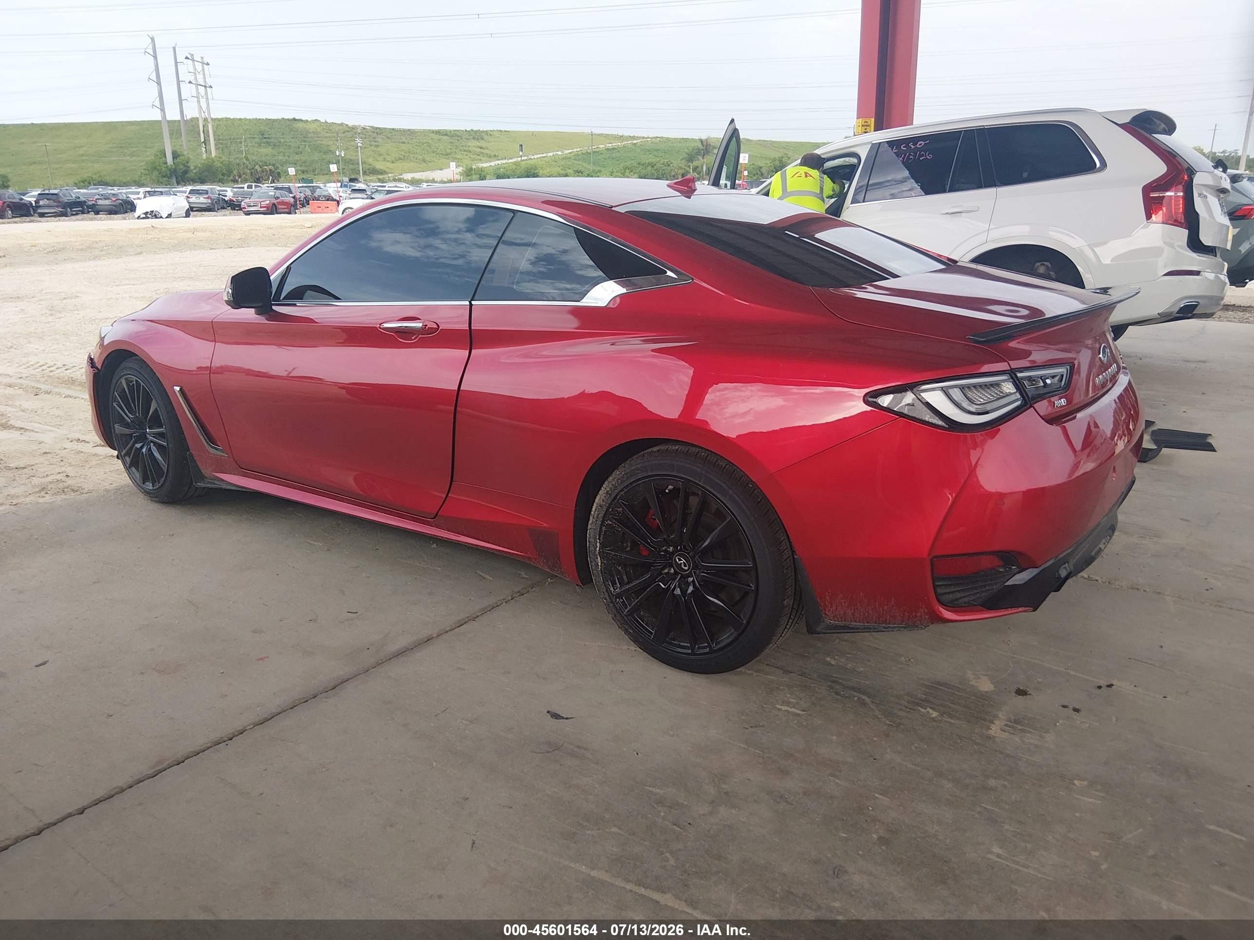 2017 INFINITI Q60 3.0T RED SPORT 400