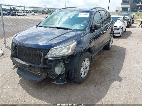 2017 CHEVROLET TRAVERSE — I2