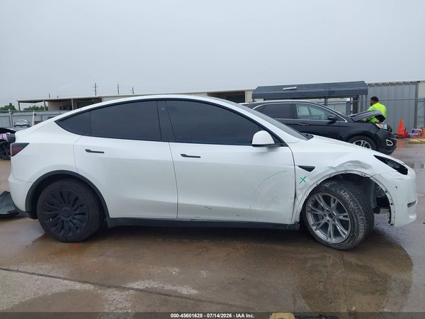 2020 TESLA MODEL Y