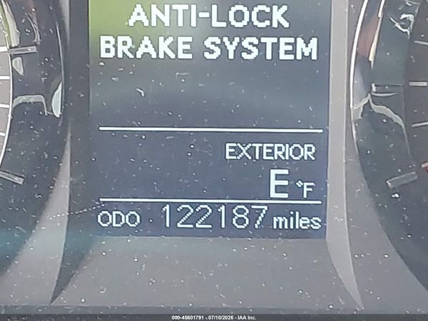 2015 TOYOTA SIENNA LE 8 PASSENGER