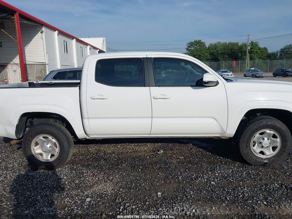 2017 TOYOTA TACOMA SR