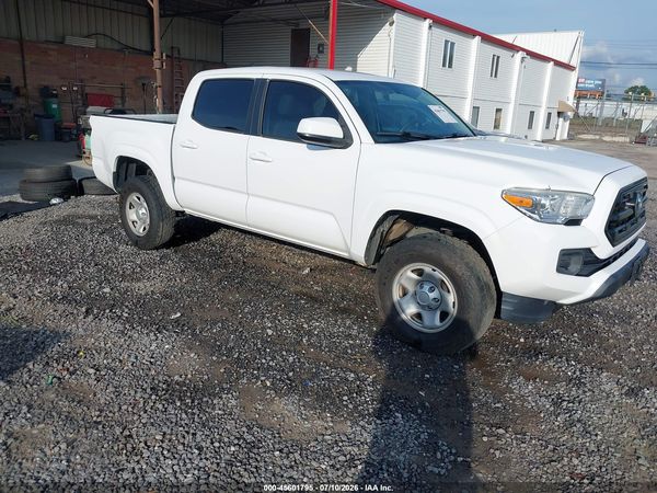 2017 TOYOTA TACOMA SR