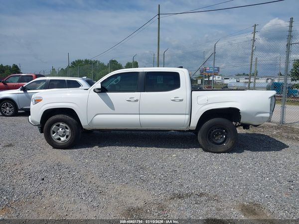 2017 TOYOTA TACOMA SR