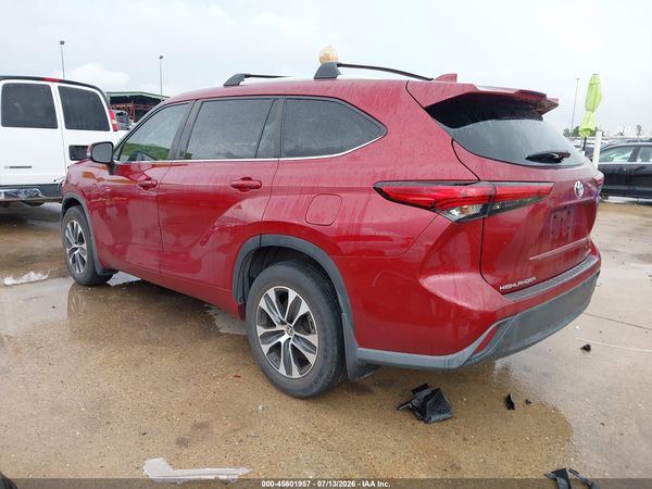 2023 TOYOTA HIGHLANDER XLE
