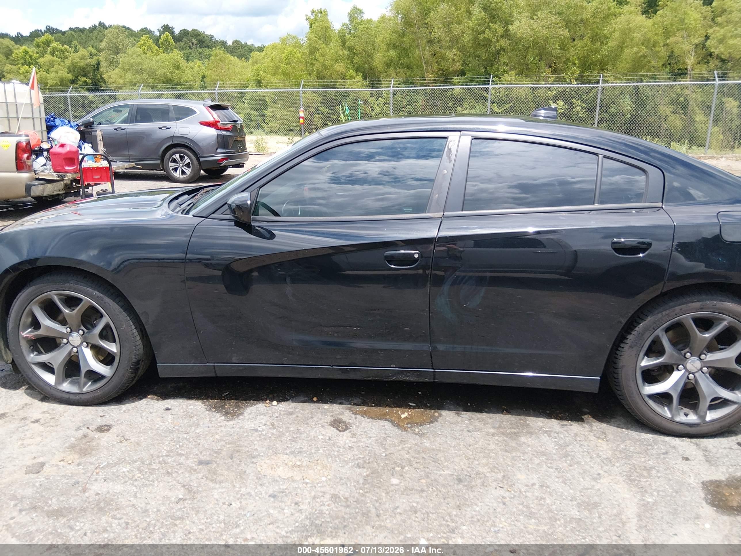 2016 DODGE CHARGER SXT