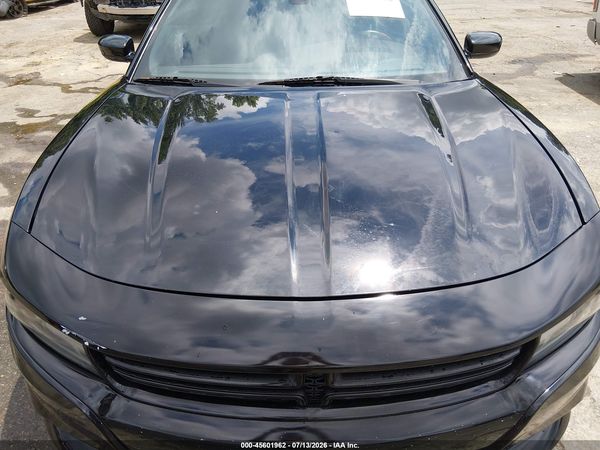 2016 DODGE CHARGER SXT