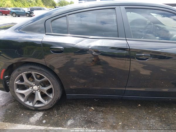 2016 DODGE CHARGER SXT