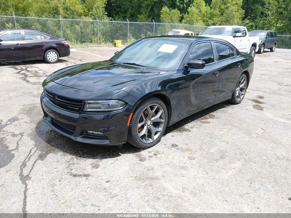 2016 DODGE CHARGER SXT