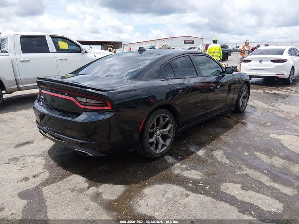 2016 DODGE CHARGER SXT
