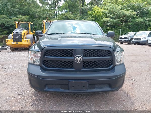 2017 RAM 1500 TRADESMAN  4X2 5'7 BOX