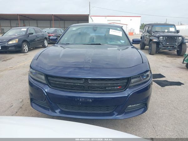 2016 DODGE CHARGER SXT