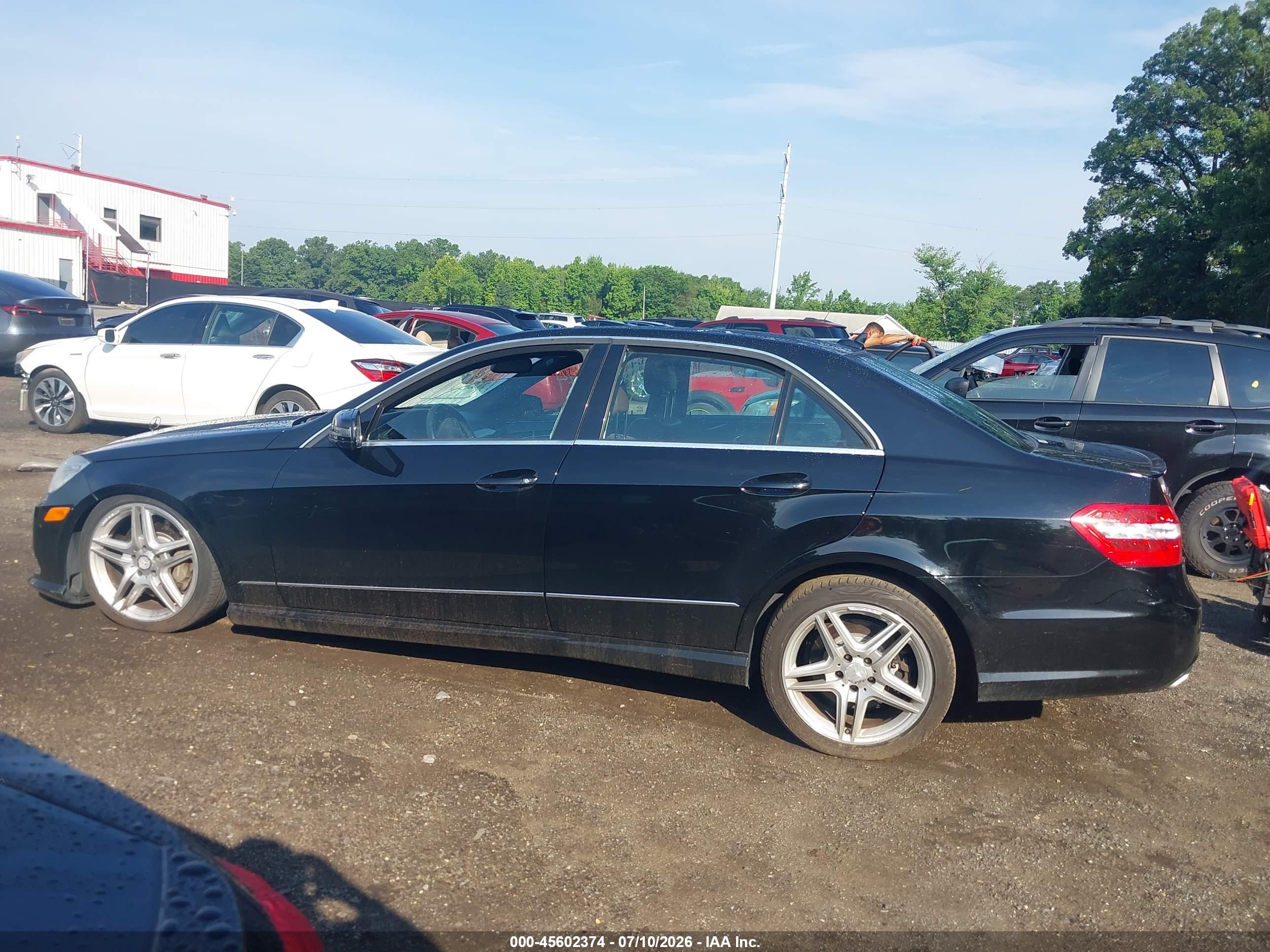 2011 MERCEDES-BENZ E 550 E550 4-MATIC