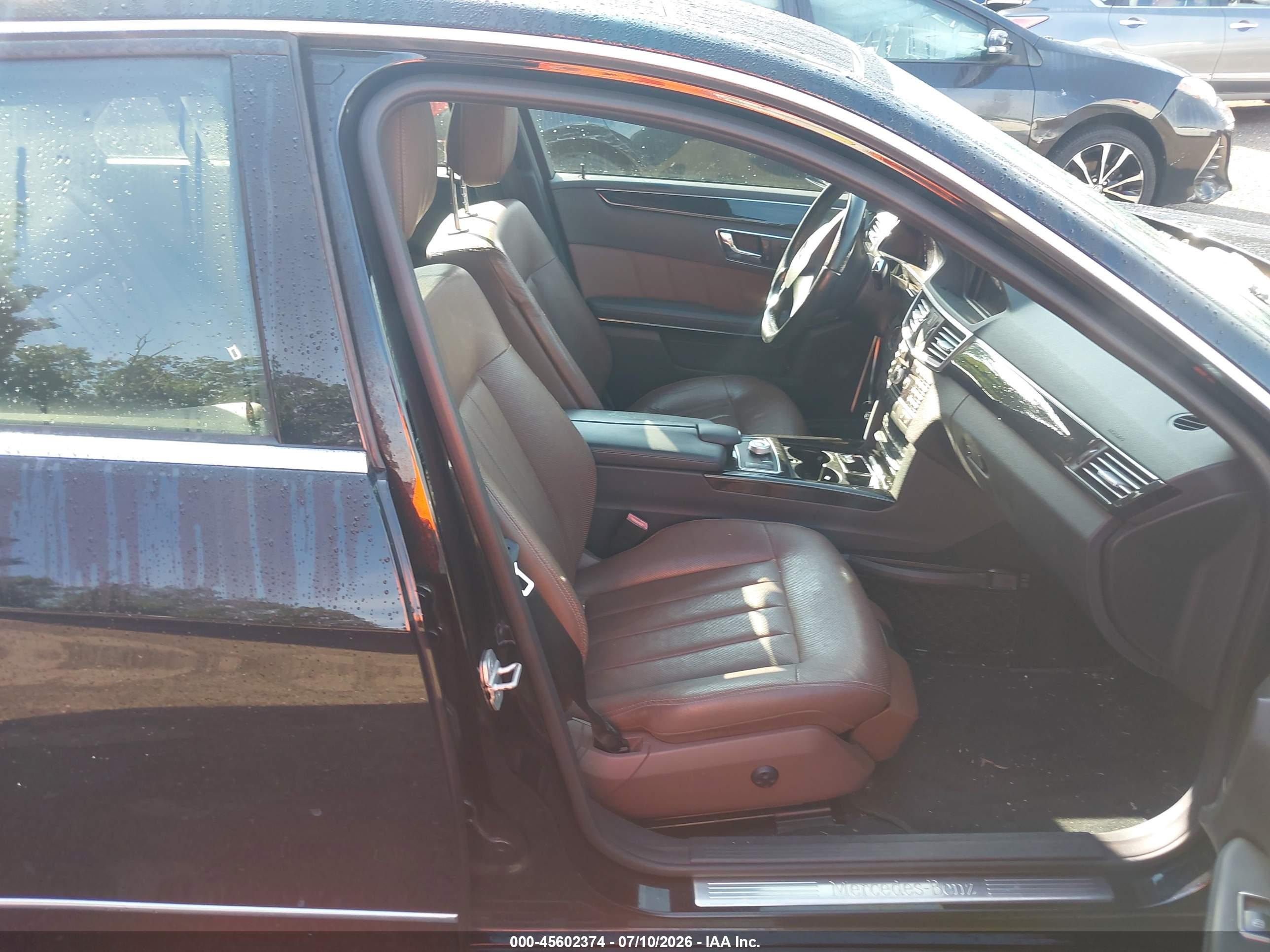 2011 MERCEDES-BENZ E 550 E550 4-MATIC