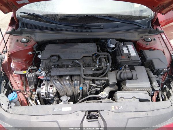 2022 HYUNDAI ELANTRA SE
