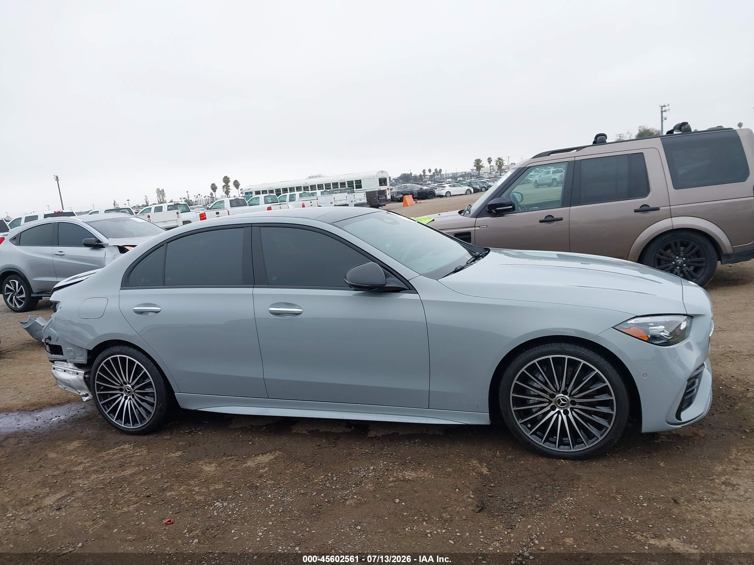 2025 MERCEDES-BENZ C 300 C300