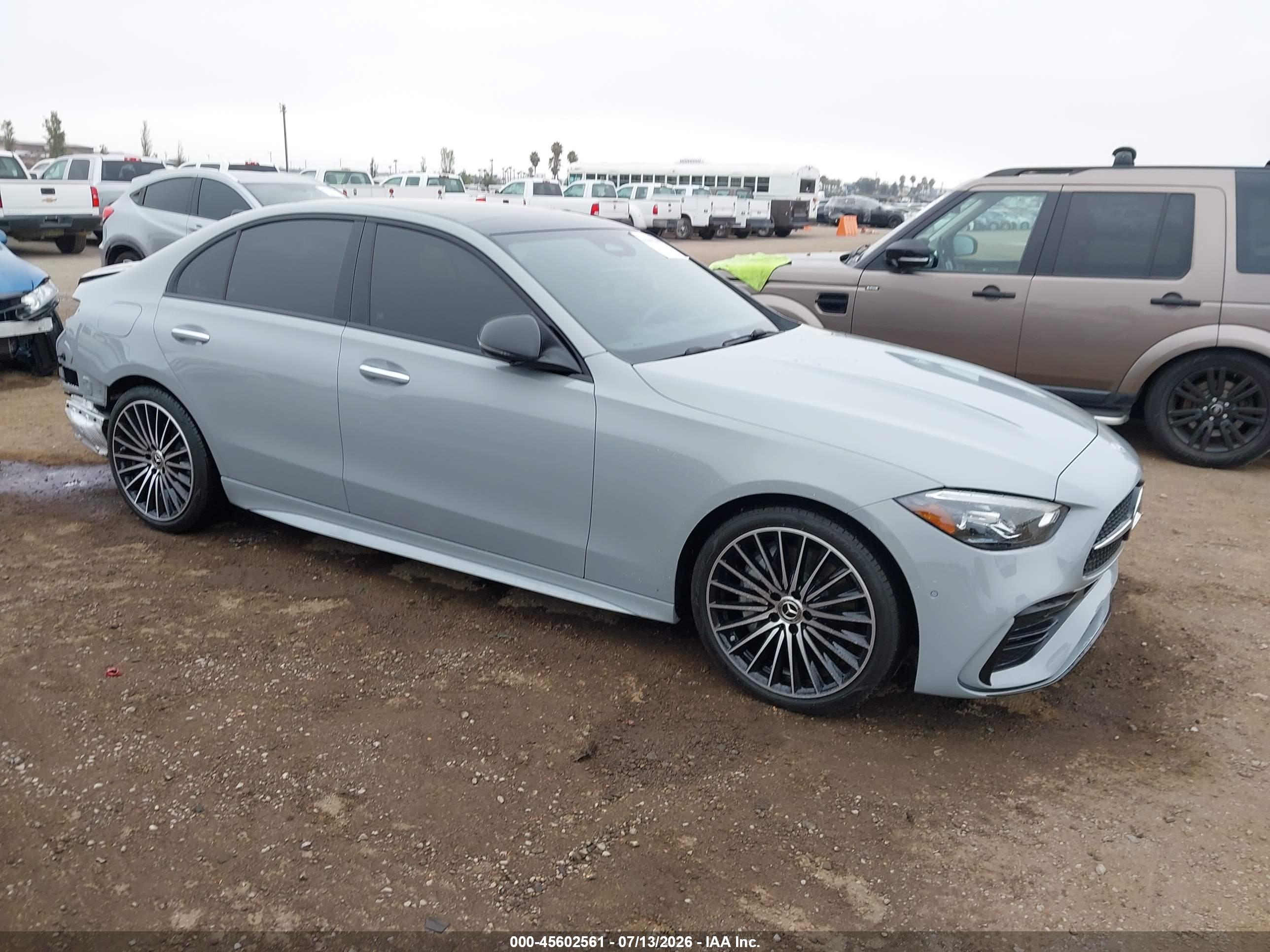 2025 MERCEDES-BENZ C 300 C300