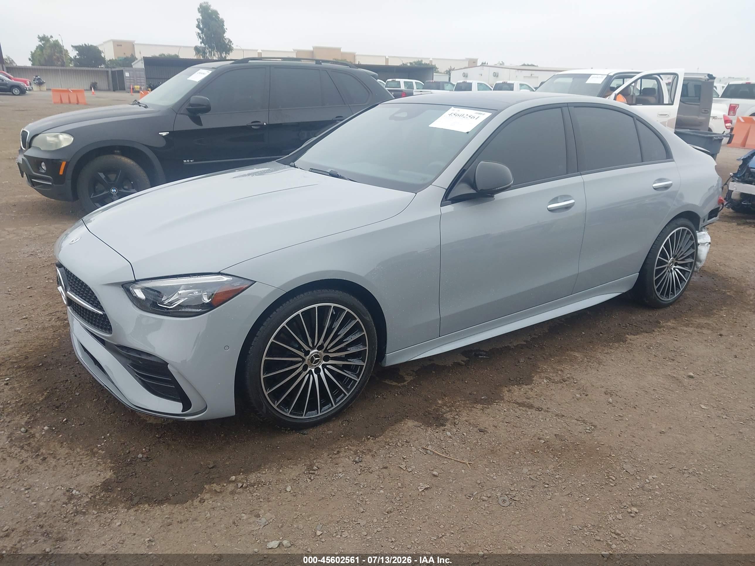 2025 MERCEDES-BENZ C 300 C300