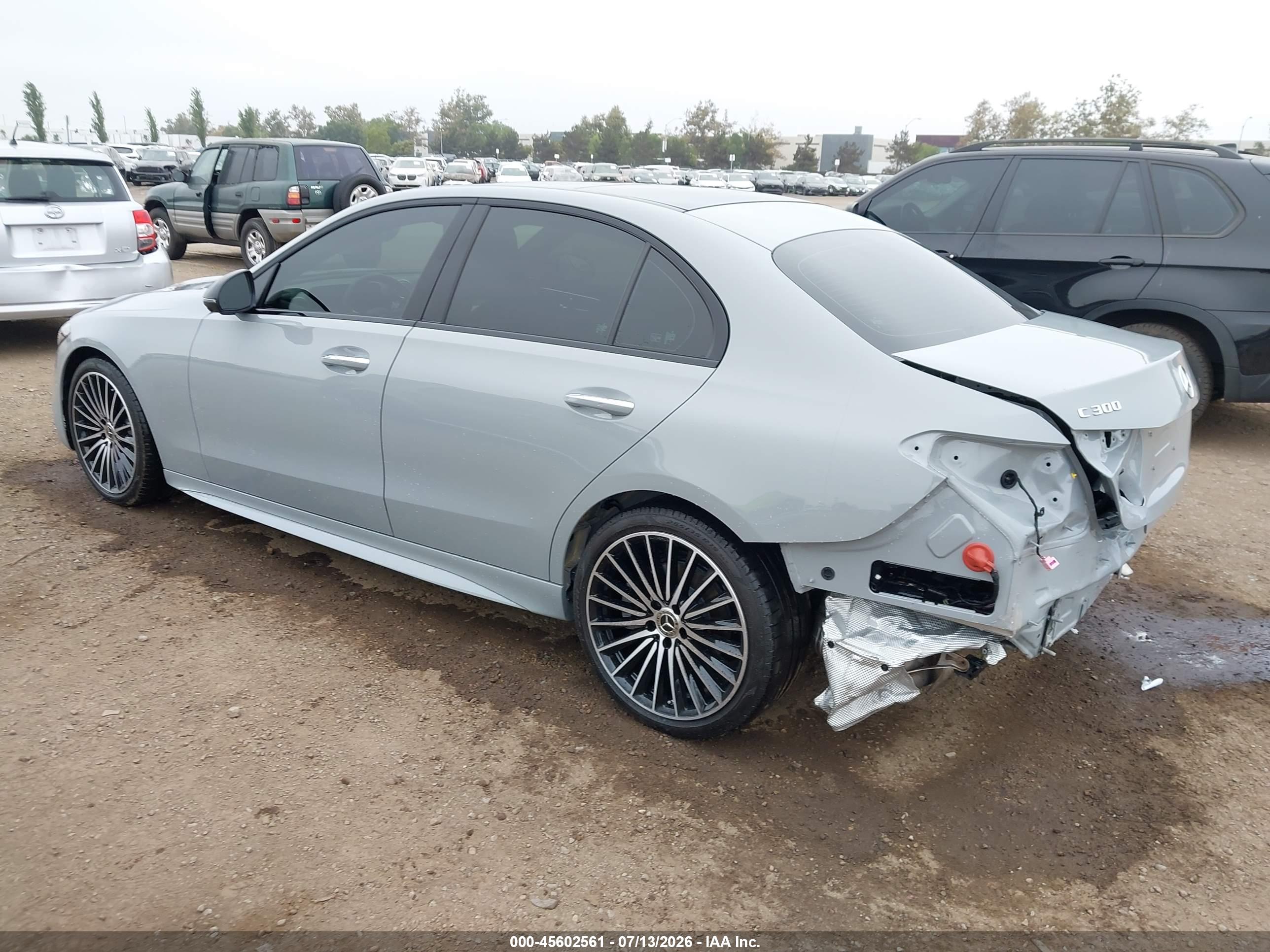 2025 MERCEDES-BENZ C 300 C300
