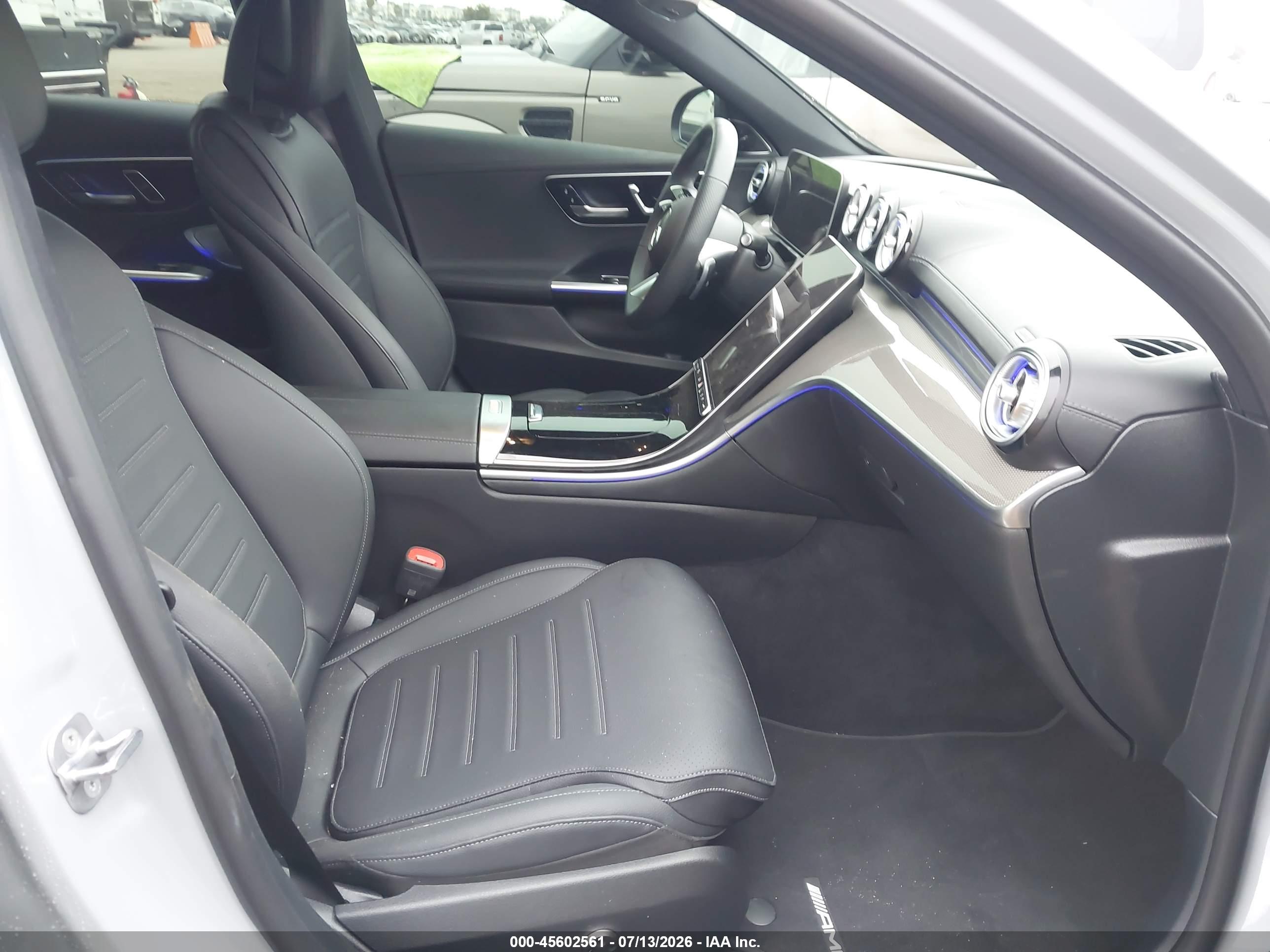 2025 MERCEDES-BENZ C 300 C300