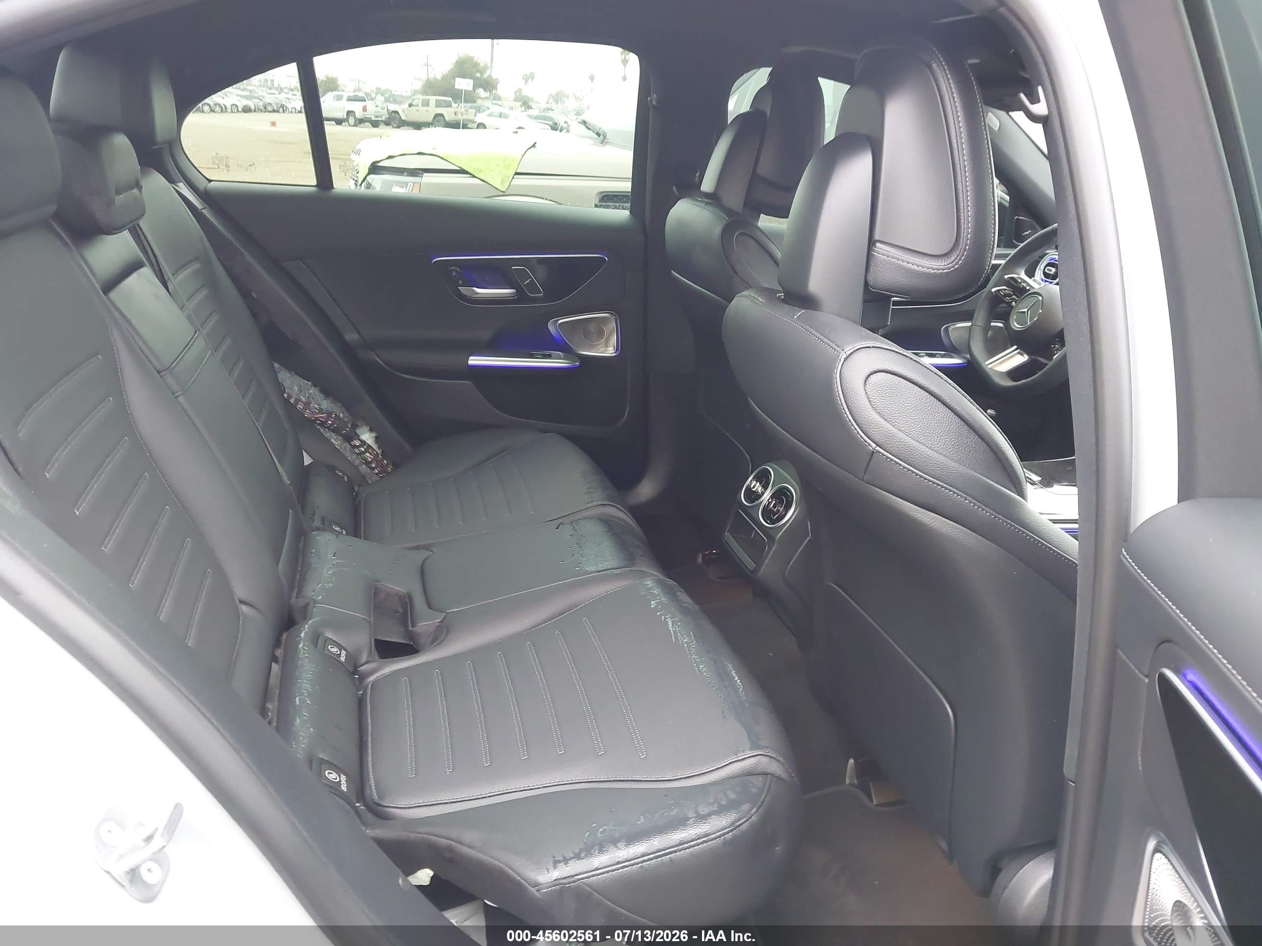 2025 MERCEDES-BENZ C 300 C300