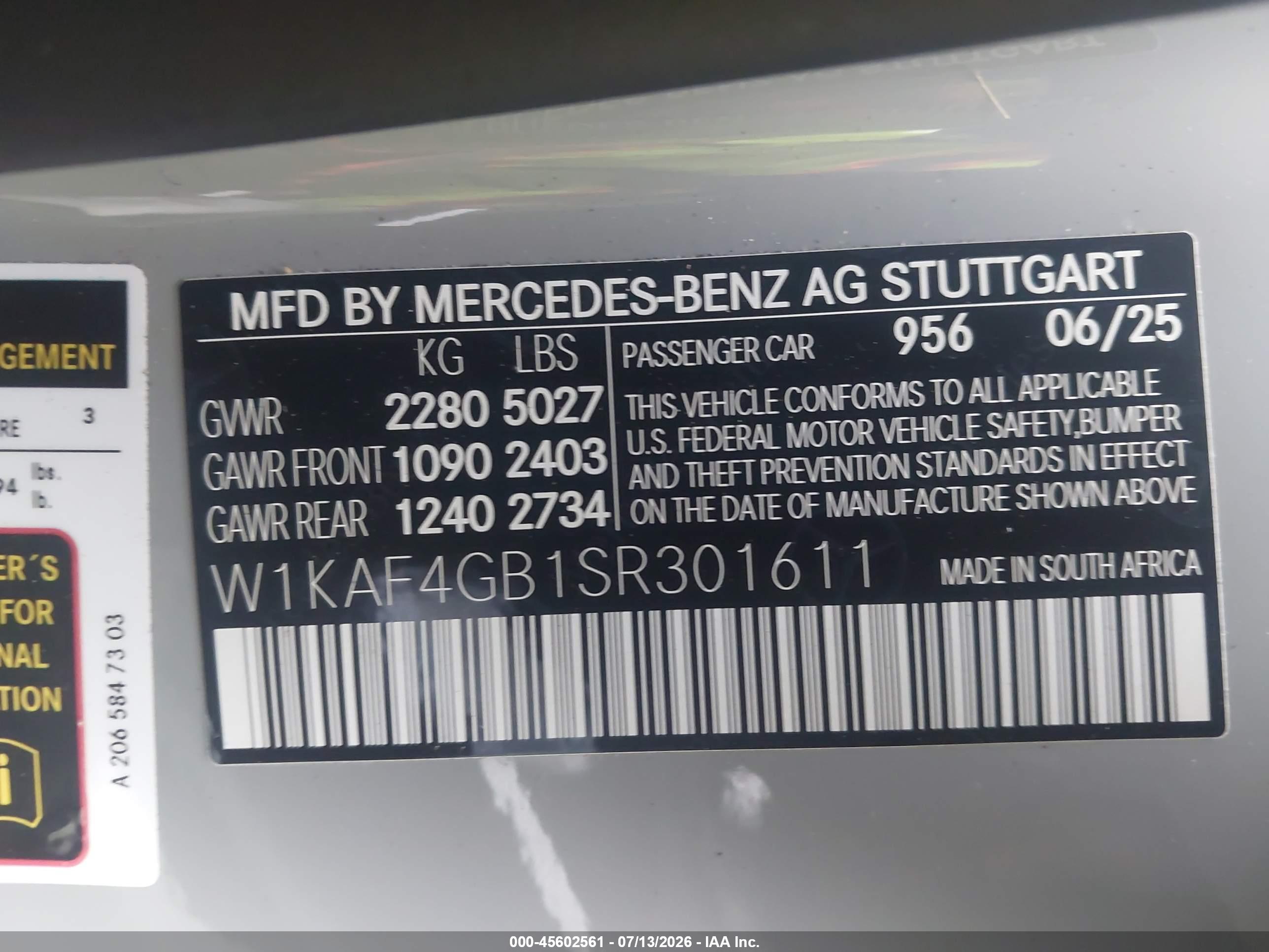 2025 MERCEDES-BENZ C 300 C300