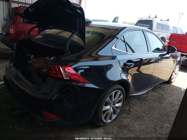 2016 LEXUS IS 200T
